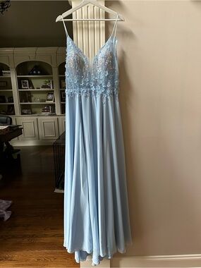 PromGirl Light Blue Floral Appliqué Spaghetti Strap Prom Gown